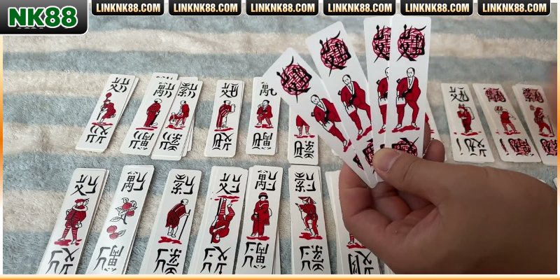  Giữ bình tĩnh để phân tích quân bài đã đánh