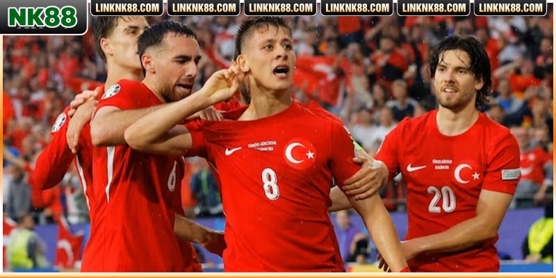 So sánh thành tích đối đầu xác định xu hướng